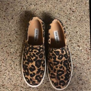 Steve Madden, size 7, leopard print